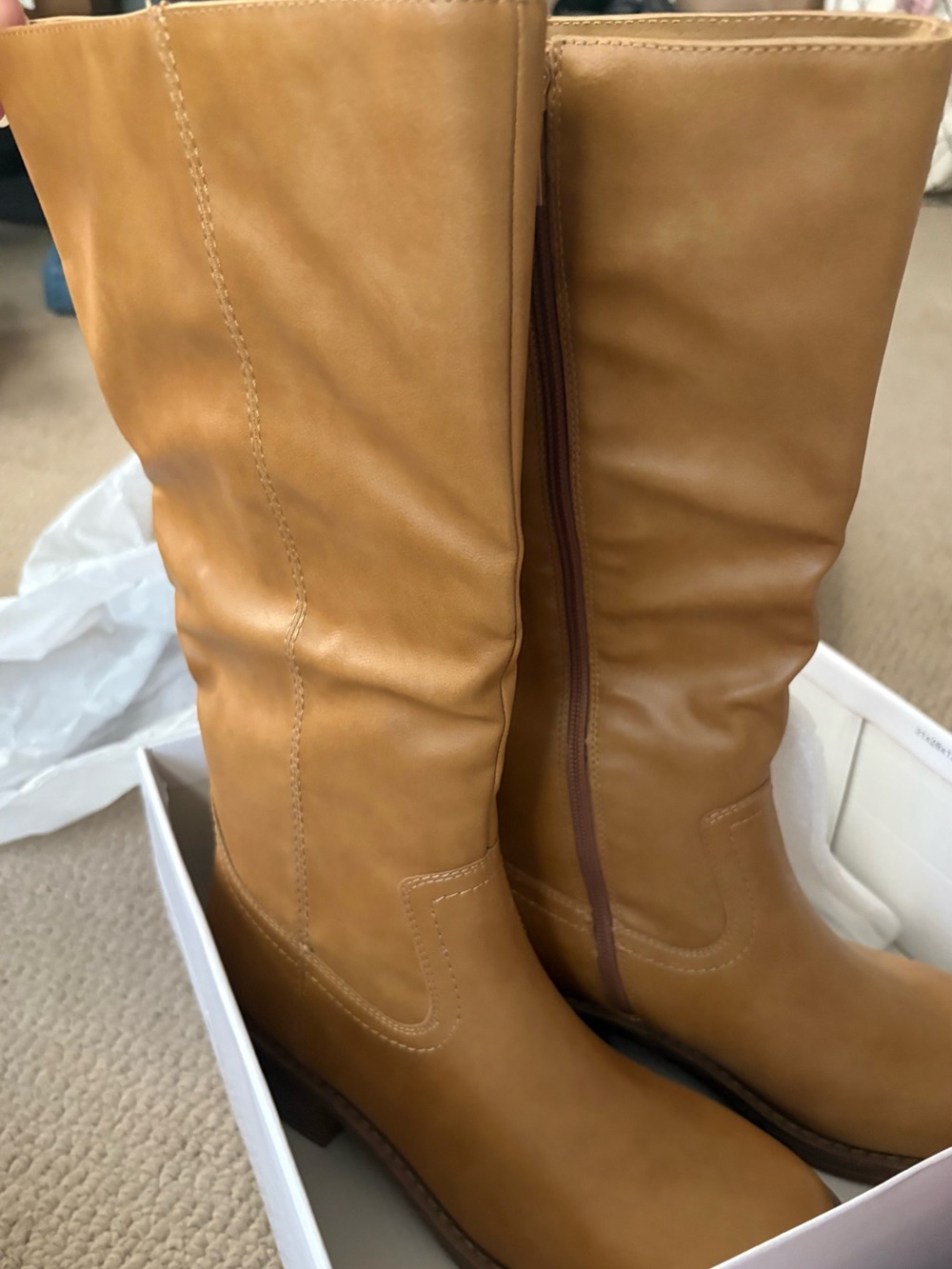 Women’s square toe tall boots with 2” block heel, Sz: 8. Color: Banana - Picture 8 of 12
